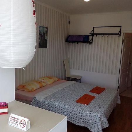 Apartment On Akademika Sakharova Ivano-Frankivsk Eksteriør bilde
