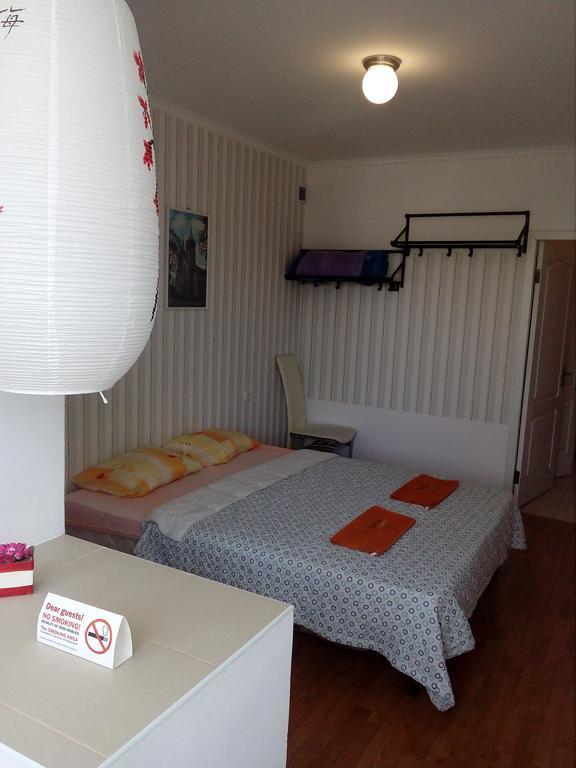 Apartment On Akademika Sakharova Ivano-Frankivsk Eksteriør bilde