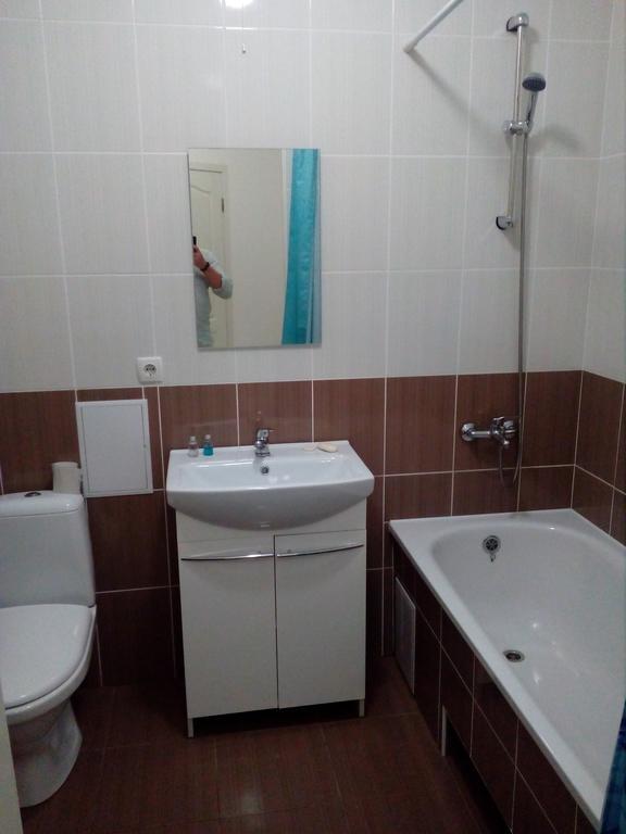 Apartment On Akademika Sakharova Ivano-Frankivsk Eksteriør bilde